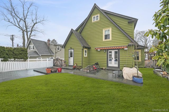 54 Lakeview Avenue, Hartsdale, NY 10530