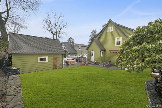 54 Lakeview Avenue, Hartsdale, NY 10530