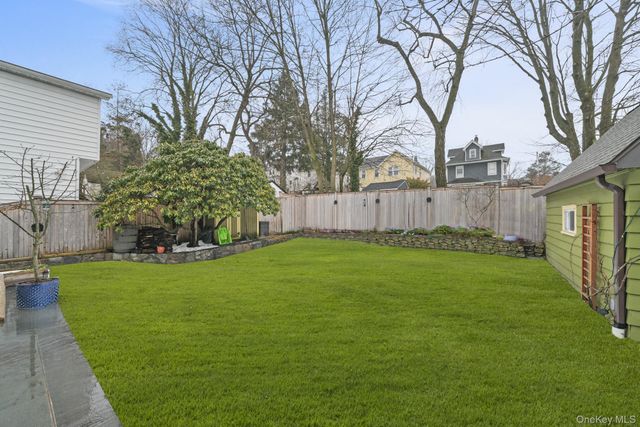 54 Lakeview Avenue, Hartsdale, NY 10530