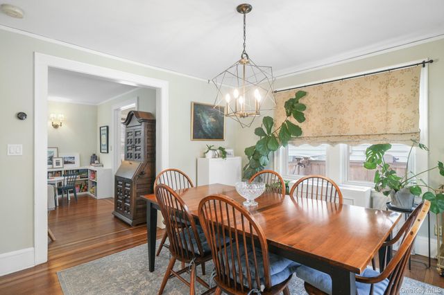 54 Lakeview Avenue, Hartsdale, NY 10530