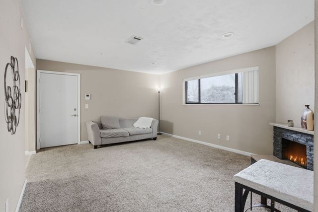 2501 26th Avenue Court 1C, Rock Island, IL 61201