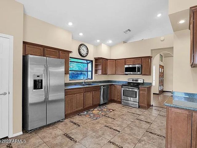 8979 E GAIL Road, Scottsdale, AZ 85260
