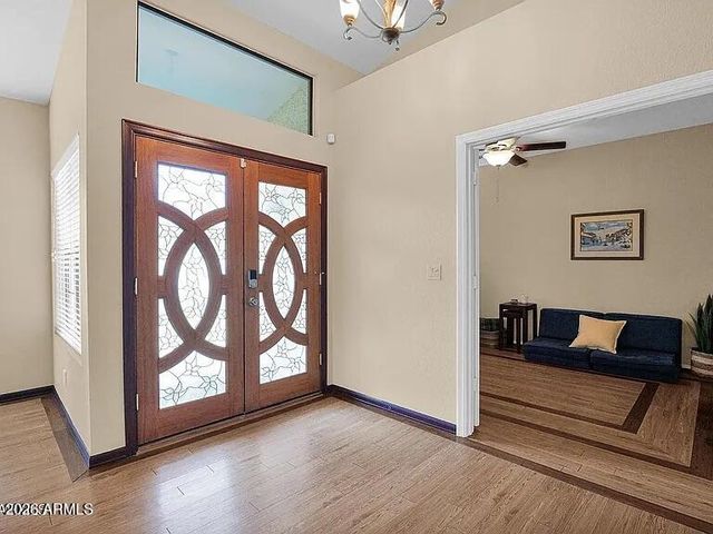 8979 E GAIL Road, Scottsdale, AZ 85260