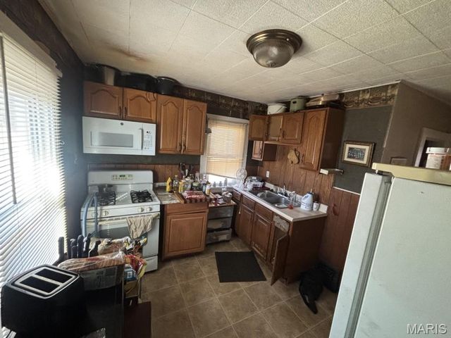 3201 Werder Drive, St Louis, MO 63121