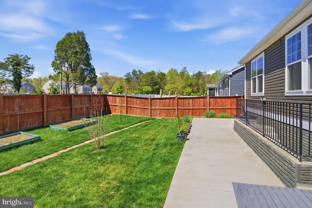 208 CONEFLOWER LN, Stafford, VA 22554