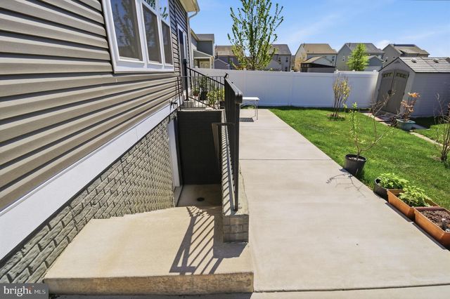 208 CONEFLOWER LN, Stafford, VA 22554