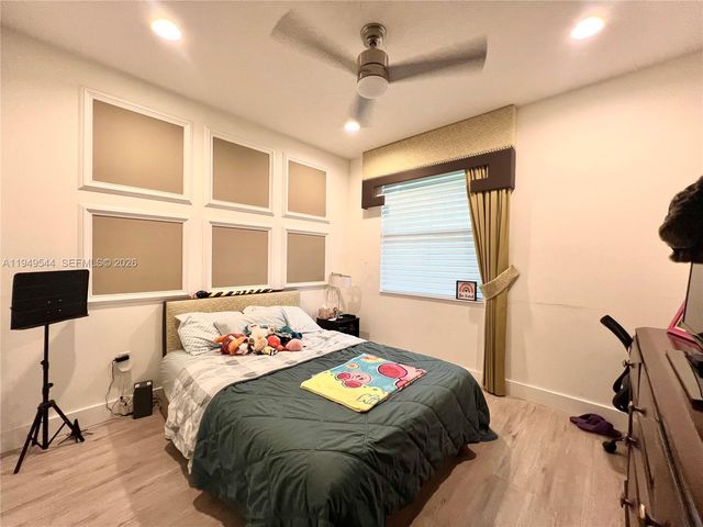 3330 NW 126th Ter, Sunrise, FL 33323