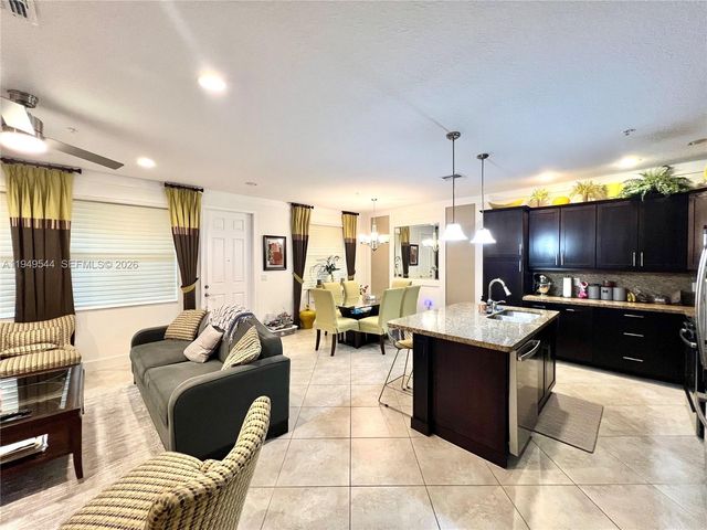 3330 NW 126th Ter, Sunrise, FL 33323