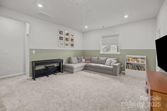 5108 Kinsbridge Drive, Mint Hill, NC 28227