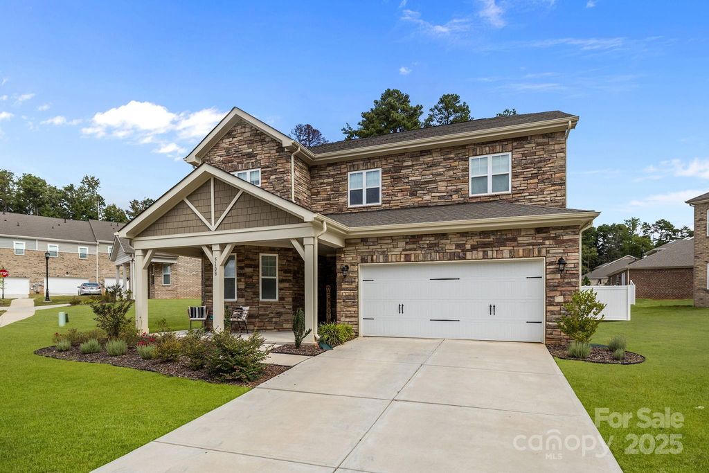 5108 Kinsbridge Drive, Mint Hill, NC 28227