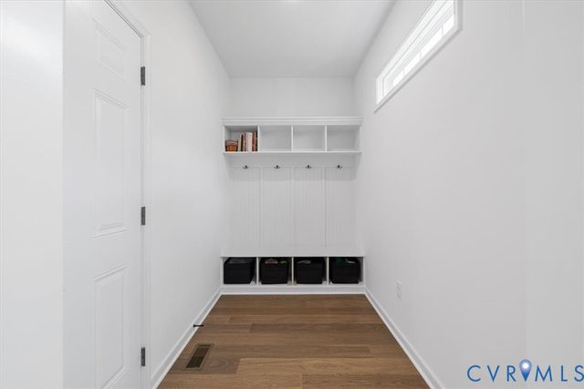 17131 Westington Rd, Moseley, VA 23120