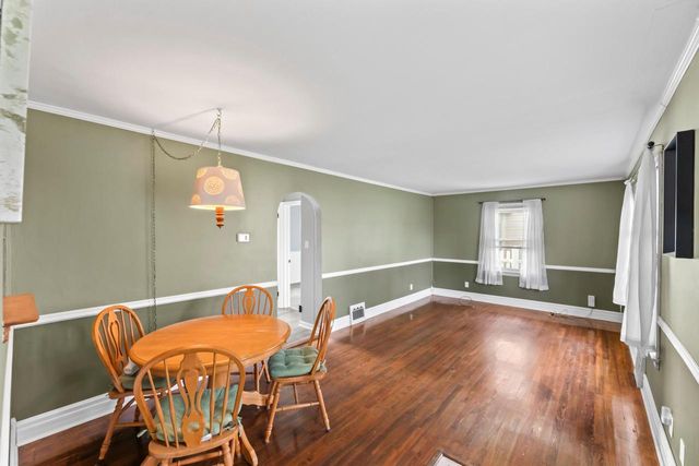 8603 W Stuth AVENUE, West Allis, WI 53227