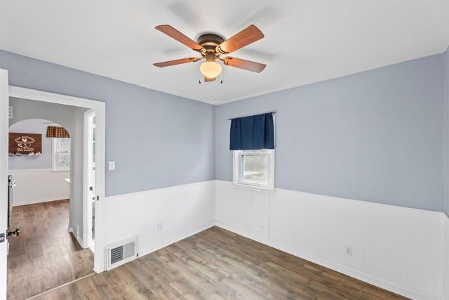 8603 W Stuth AVENUE, West Allis, WI 53227