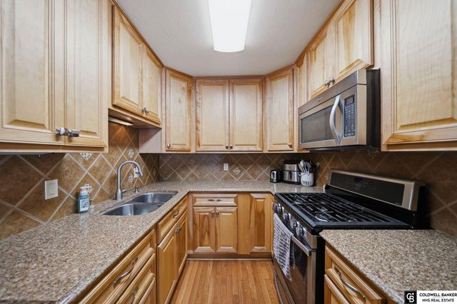 1340 N 67th Street, Lincoln, NE 68505