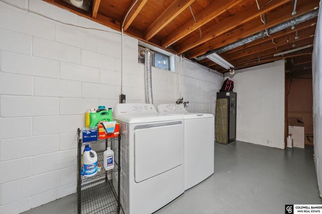 1340 N 67th Street, Lincoln, NE 68505