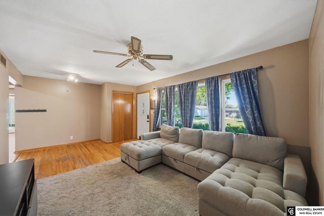 1340 N 67th Street, Lincoln, NE 68505