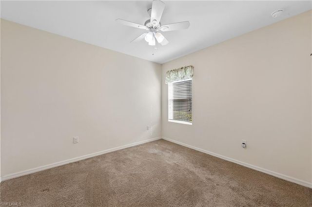 10528 Canal Brook LN, Lehigh Acres, FL 33936