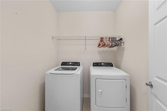 10528 Canal Brook LN, Lehigh Acres, FL 33936