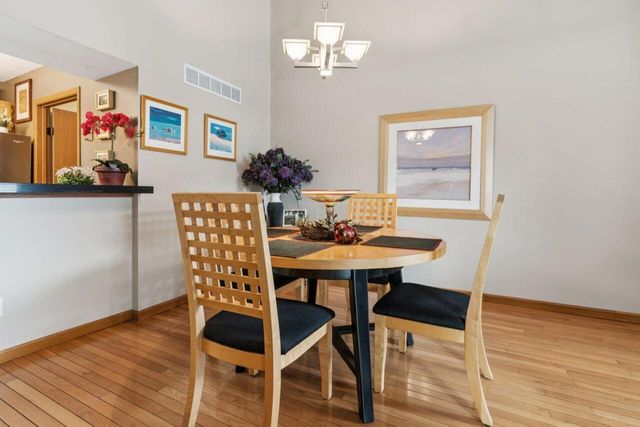 1083 Oak Bay Drive, Galloway, OH 43119