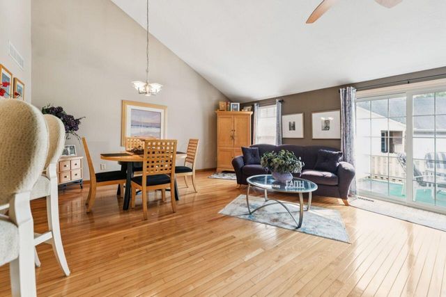 1083 Oak Bay Drive, Galloway, OH 43119