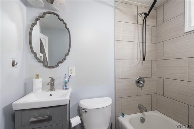8116 Lindbergh Avenue, Niagara Falls, NY 14304