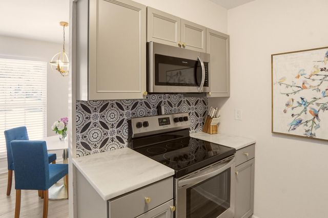 2494 Etiwan Avenue J-2, Charleston, SC 29414