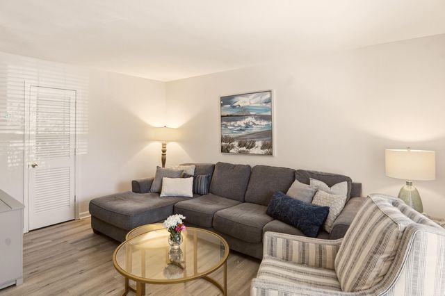 2494 Etiwan Avenue J-2, Charleston, SC 29414
