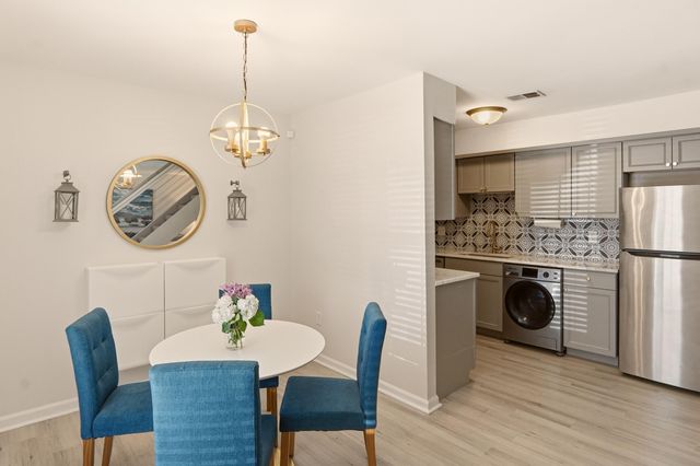 2494 Etiwan Avenue J-2, Charleston, SC 29414