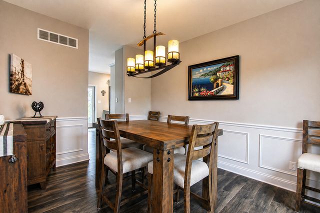 116 N Ashton Lane, Valparaiso, IN 46385