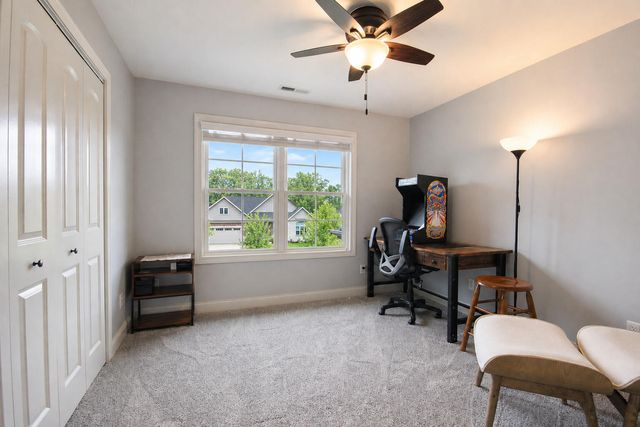 116 N Ashton Lane, Valparaiso, IN 46385