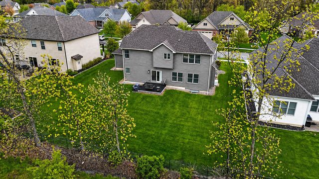 116 N Ashton Lane, Valparaiso, IN 46385