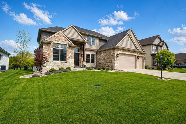 116 N Ashton Lane, Valparaiso, IN 46385