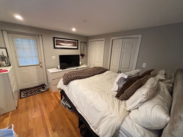 516 E Broadway 1, Boston, MA 02127