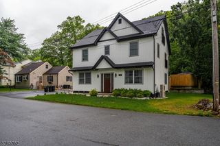 29 Tennis Rd, Jefferson Twp., NJ 07849