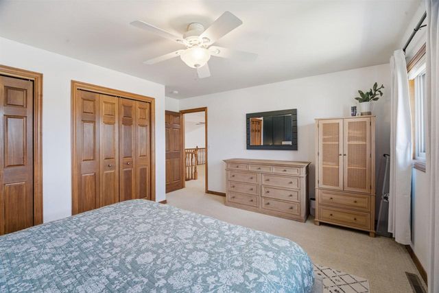 4025 PONCE DE LEON BOULEVARD, Oneida, WI 54155
