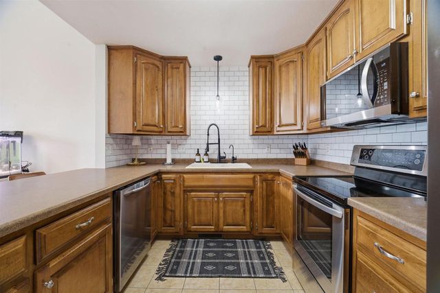 4025 PONCE DE LEON BOULEVARD, Oneida, WI 54155