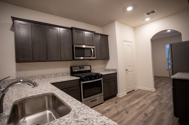 13808 Musselshell Drive, Ponder, TX 76259
