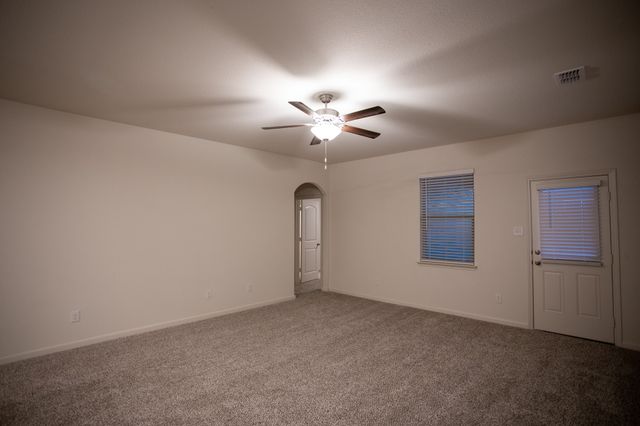13808 Musselshell Drive, Ponder, TX 76259