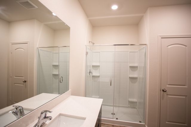 13808 Musselshell Drive, Ponder, TX 76259
