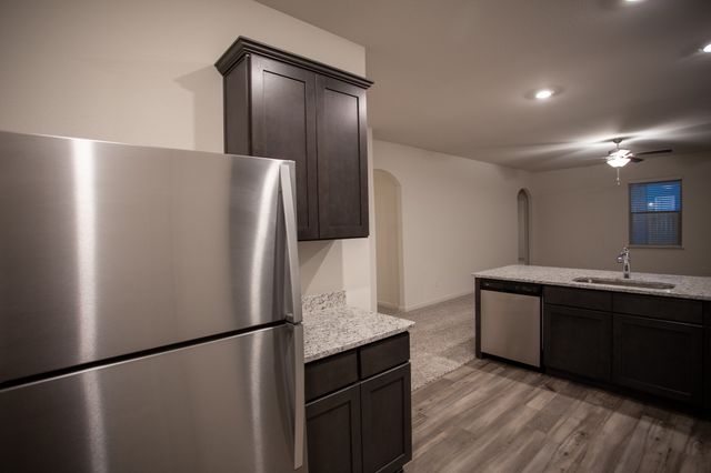 13808 Musselshell Drive, Ponder, TX 76259