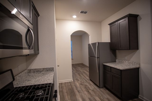 13808 Musselshell Drive, Ponder, TX 76259
