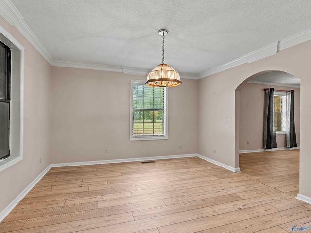 288 Cardessa Lane, Grant, AL 35747