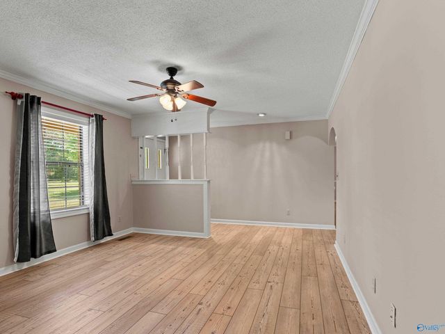 288 Cardessa Lane, Grant, AL 35747