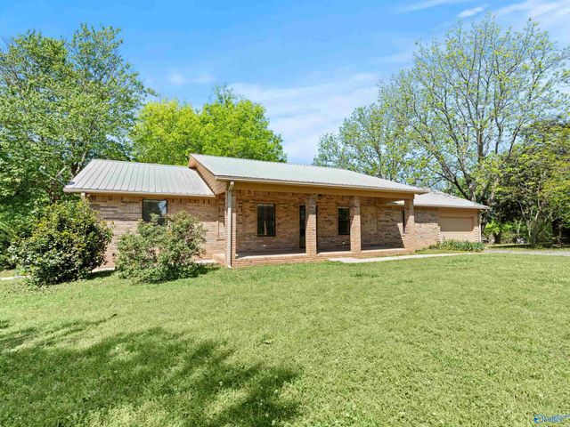 288 Cardessa Lane, Grant, AL 35747