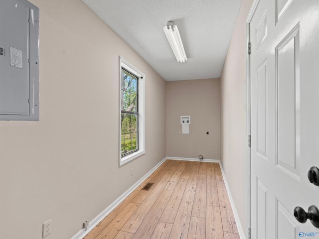 288 Cardessa Lane, Grant, AL 35747