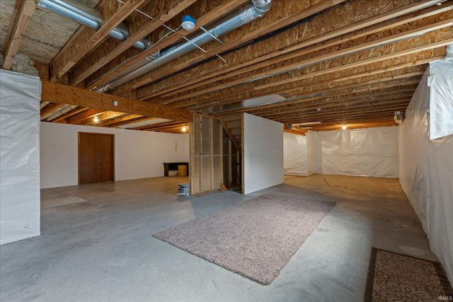 21118 Terrace Trail, New Paris, IN 46553