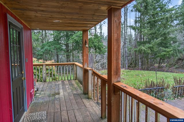 20284 El Romar Dr NE Dr, Scotts Mills, OR 97375