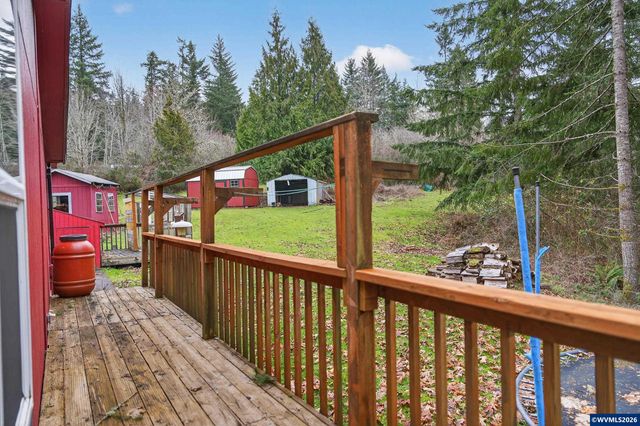 20284 El Romar Dr NE Dr, Scotts Mills, OR 97375