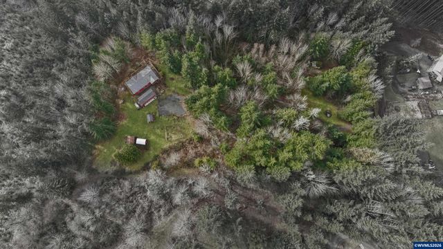 20284 El Romar Dr NE Dr, Scotts Mills, OR 97375