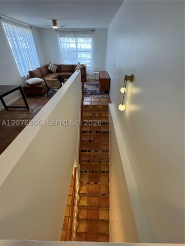 1460 Ocean Dr 208, Miami Beach, FL 33139
